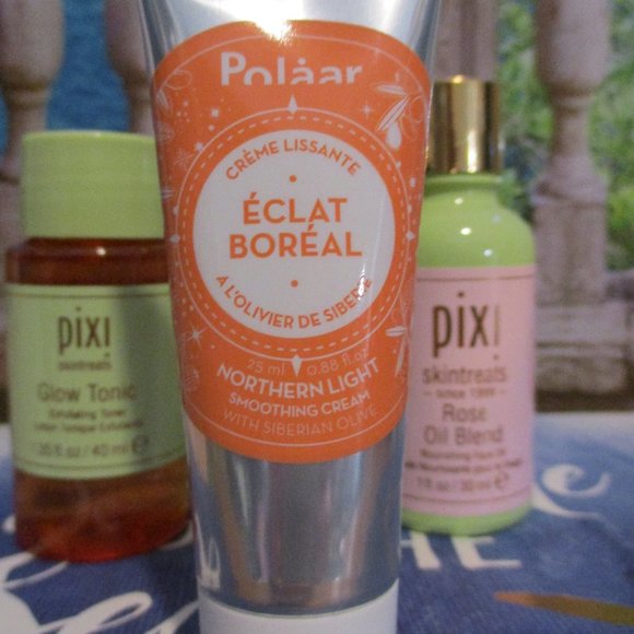 Skin Care Set - Picture 3 of 9